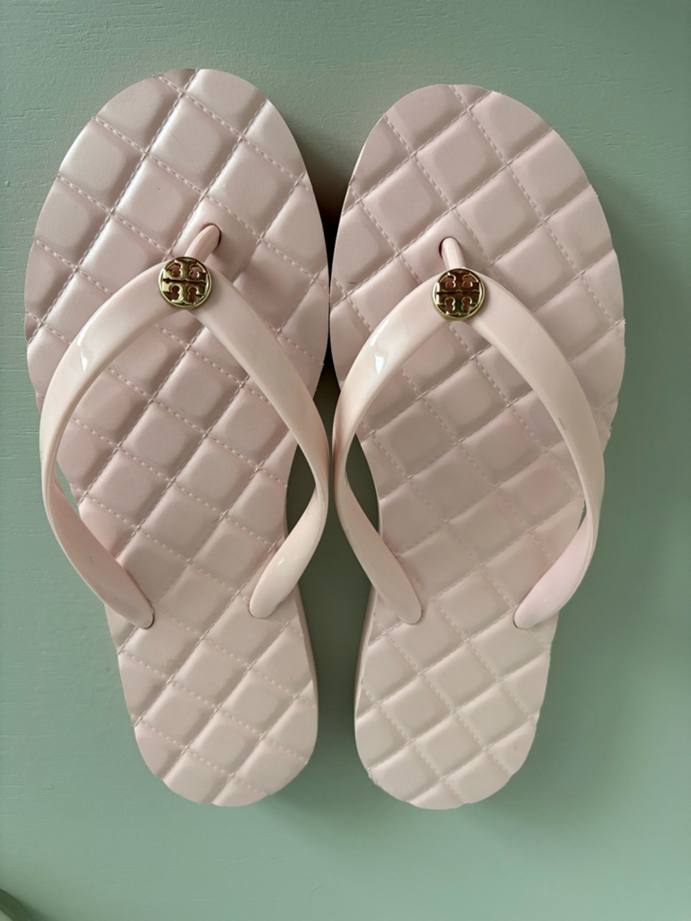 New size 7 Tory Burch Light Pink Quilted Flip Flop Sandals